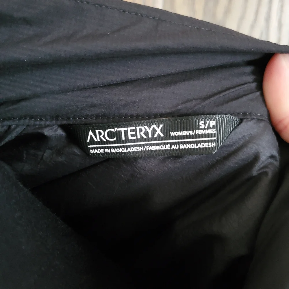 NWT Arc'teryx Atom Vest - Picture 4 of 6